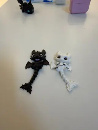 3D printed duo dragon keychain set